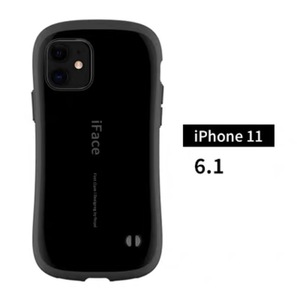 黒　iFace iPhone11対応　ケース First Class ハードケース アイフォン 耐衝撃 落下防止 ストラップ穴付き　箱付き