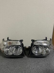 ダイハツアトレーワゴン ヘッドライト 左右 中期 最終使用にも HID 100-51394 後期 S320G S330G S321G S331G中古品です