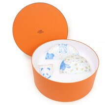 （新品・未使用品）エルメス HERMES パスパス 3点セット ベビーギフト アニマル 食器 皿 コップ 陶磁器 ポーセリン ホワイト ブルー 箱付_画像2