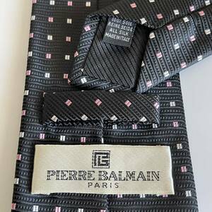 PIERRE BALMAIN（ピエールバルマン） 黒白ピンクドットネクタイ