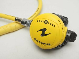 USED AQUALUNG アクアラング オクトパス 動作確認済 ランク:AA 2ダイブのみ使用 スキューバダイビング用品 [R55675]