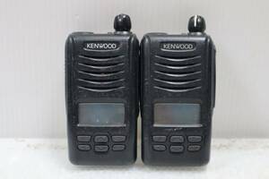 N239４　h　L ２点セット　 h Kenwood　UHF 無線電話装置 TPZ-D503　バッテリー無し　割れ有り