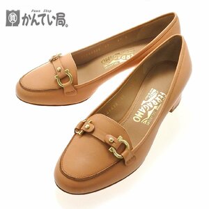 美品 SALVATORE FERRAGAMO サルヴァトーレフェラガモ レザー パンプス ガンチーニ 7RF44438 40 ライトブラウン系 サイズ6 1/2 約24㎝