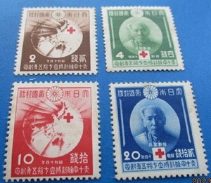 戦前の記念切手　1939年　赤十字条約成立75年　４種揃い★未使用NH
