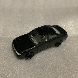 TOMICA トミカ 日産　グロリア　中古品