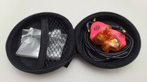 イヤモ earmo Tune4 カスタムIEM 純正ケーブル(mmcx),2.5mmケーブル(2ピン)付き　中古品_画像2