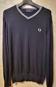 FRED PERRY　ニットサイズM