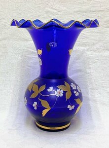 12149/ボヘミアガラス 金彩 花柄 コバルトブルー 花瓶 BOHEMIA 青ガラス ペインティング インテリア 花器