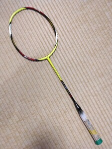 YONEX　アークセイバーZスラッシュ バドミントンラケット