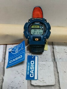 店頭展示品デッドストック。ビンテージ CASIO G-SHOCK カシオ Gショック DW-8800B-2V　タグ付き　出品時電池新品