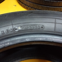 N-1044【中古タイヤ】215/60R17 TOYO OVERTAKE RV2 8分山×2本 エスティマ アルファード【福岡 店頭交換もOK】_画像9