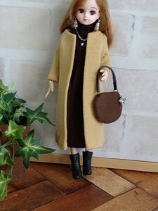 285☆リカちゃん服・ノーカラニットコート・ワンピース・ネックレス・ハンドメイド