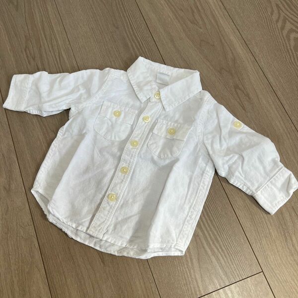 GAP 白シャツ　サイズ3〜6m 70相当　美品　新生児　乳幼児 長袖シャツ　ベビー服