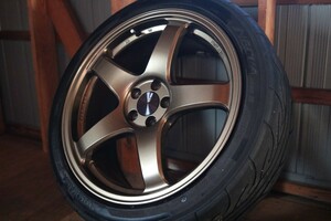 エンケイ　ENKEI　PF05 18インチ8Jオフセット４５　Pcd100 5穴　ブロンズ　ADVAN NEOVA AD08R 215/45/18　スバル　レガシィ　86 BRZ