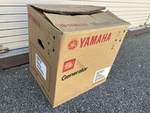 【24-3】 YAMAHA/ヤマハ 発電機 EF900FW ポータブル タイプ 発電機 4サイクル エンジン オイル 定格電圧 100V 定格電流 7A 60Hz ジャンク _画像5