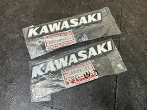 新品 カワサキ W3 純正 エンブレム ガソリンタンク 大文字 左右セット 650RS 当時物 オリジナル W1 W1SA 750SS 500SS 400SS 350SS Z1 Z2