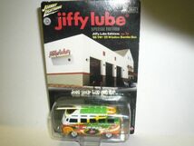 JOHNNY LIGHTNING　jiffy lube '66 VW 23 Windows Samba Bus_画像1