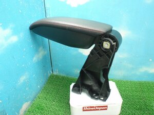 * A9C5F03 Peugeot 208 GTi armrest armrest . black leather × red stitch 351047JJ 23220JJ