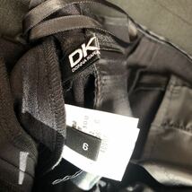 美品　DKNY レディース　シャーリングストレッチレギンスパンツ　黒　サイズ6（LからL L）_画像9