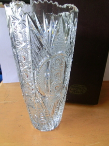 未使用　花瓶　ボヘミアクリスタル　チェコスロバキア　H25.5cm