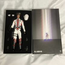 中古 ViRTUAL TOYS製 VM041 GUTS隊員 マドカ・ダイゴ 1/6フィギュア(検バンダイ メディコム ウルトラマンティガ 英雄雄像 )_画像2