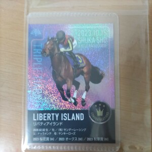 非売品　競馬　三冠馬牝馬　リバティアイランド　現地入場者限定で配られたカードコレクション　桜花賞　オークス　秋華賞　ドバイ出走