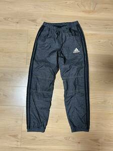 adidas アディダス　裏起毛　ナイロンパンツ　キッズ　150センチ