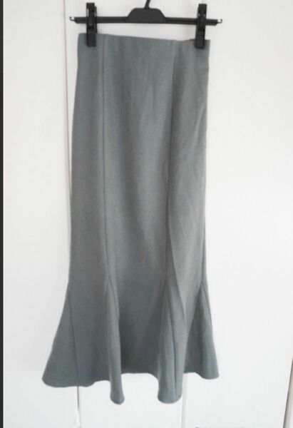フレイアイディー マーメイドスカート　フリーサイズ　新品未使用 3月31日までのお値段