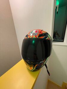 agv k3 ロッシレプリカ　クリア・スモークシールド　ヘルメットカバー付き