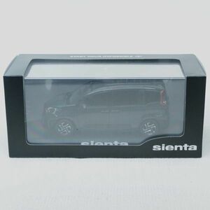 088a 非売品 新型 トヨタ TOYOTA シエンタ sienta カラーサンプル 1/30ミニカー クリアケース付 ダークグレー 1L7