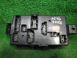 8kurudepa H11年 ハイゼット GD-S200V ヒューズ ボックス EF-SE [ZNo:05002354]