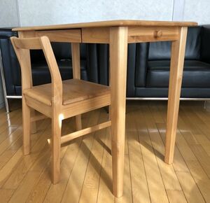 札幌近郊発　ISSEIKI KIDS ERIS KIDS 100 DESK　tiny2 チェア 天然杢 アルダー材 オイル仕上げ