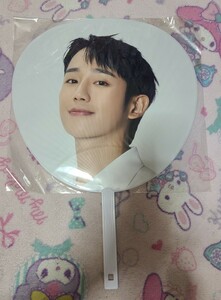 チョンヘイン 公式グッズ 「2023 JUNG HAE IN FANMEETING IN JAPAN ～ THE 10TH SEASON ～」うちわ B 団扇