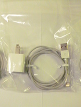 ｍ1059 Apple 純正 USB 電源アダプター 充電器 A1385 ライトニングケーブル付 3台セット 動作確認済み_画像3