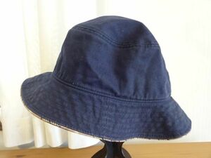∋ レディース・メンズ ∋バケットハット 紺色帽子　スタイルハット　サイズ５７cm〜５９cm　キャップ　帽子　韓国製