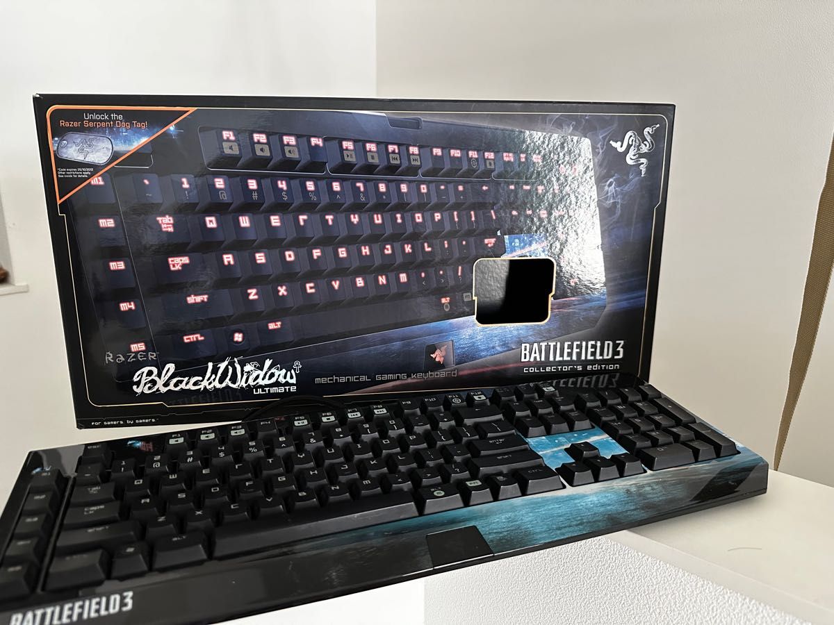 Razer BlackWidowV3 イーブイ コラボ キーボード-