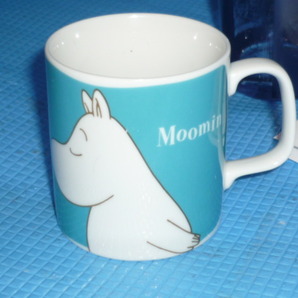 b★未使用★Moomin ムーミンカフェ限定 スーベニアグラスとムーミン2010 Xmasマグカップの画像3