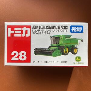 トミカ赤箱28 ジョンディア コンバイン 9670STS 　新品