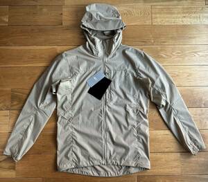 【2023 AWモデル 国内正規 新品】ARC'TERYX Squamish Hoody Men's Smoke Bluff Small アークテリクス　スコーミッシュ フーディ ベージュ S