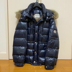 MONCLER モンクレール ダウンジャケット ダウン　フード付き ネイビー メンズ レディース　0 