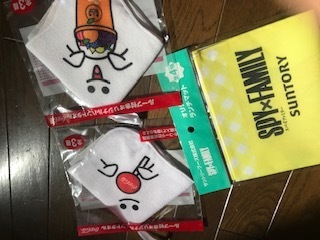ハローウィーン☆ループ付きハンドタオル2枚+スパイファミリーランチョンマット☆非売品 