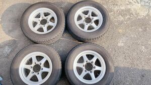 ハイエース　15インチ6H 139.7 4本セット　6.5J 215/65R15 TOYOタイヤ