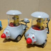 海外 限定 minions minion minicar ミニカー セット ミニオンズ ミニオン フィギュア マスコット figure コレクション 置物 車 おもちゃ_画像4