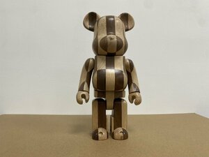 BE@RBRICK KARIMOKU x 400% by MEDICOM TOY ベアブリック carved wooden 置物 ■ 中古 ■ 美品 ■ 箱付き X2