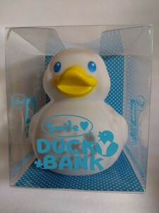 DUCKY BANK アヒルの貯金箱　Lサイズ　ホワイト　スマイルダッキーバンク　500円玉で10万円貯まります 白