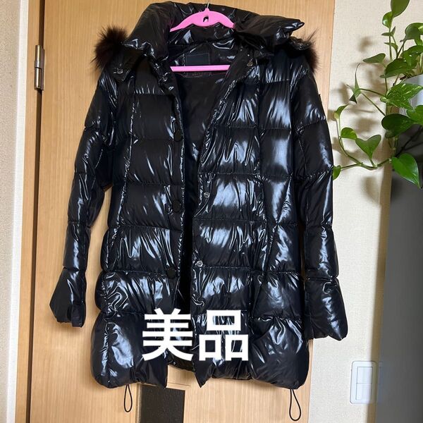 タトラス ダウンコート 未使用に近い美品!!