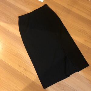 【GU】黒　ブラック　斜め前スリット入り　ジャージ素材？のロングタイトスカート 《新品》XL