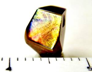 [国産鉱物]　レインボーガーネット単晶（研磨）・奈良県産　T51