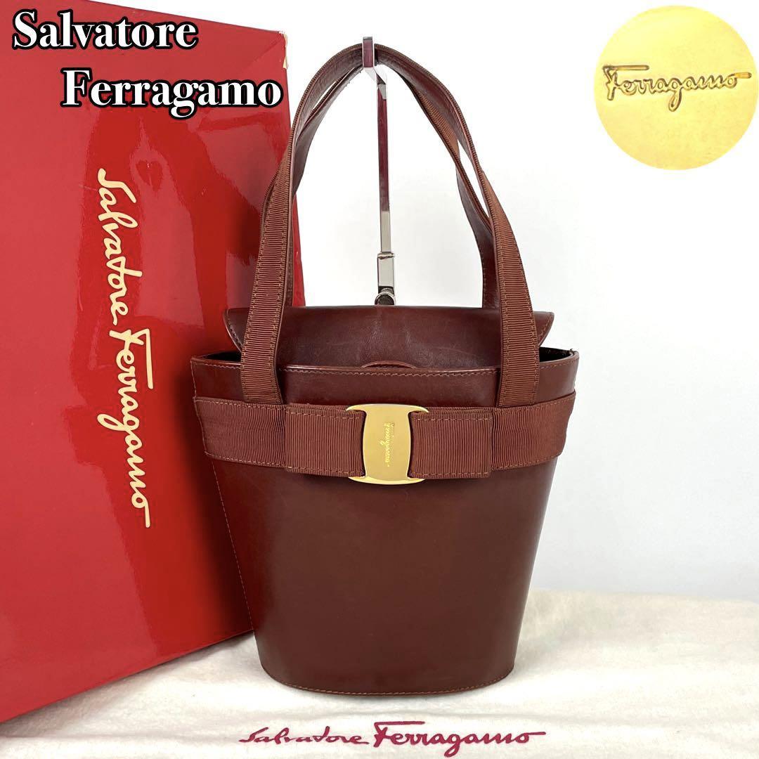 希少 Ferragamo バケツ型 バッグ ヴァラリボン-