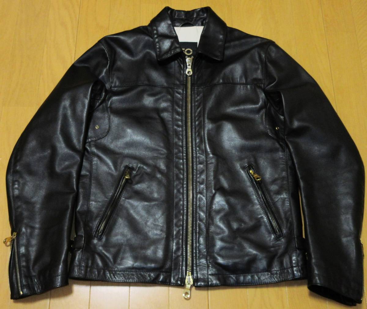 2023年最新】ヤフオク! -イタリア製 レザー ジャケット(Mサイズ)の中古